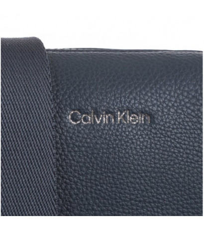 Calvin Klein CK Must Reporter S CK Navy K50K508695 BA7 (CK257-a) käekott