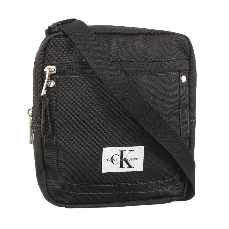 Calvin Klein Sport Essential Reporter 18 W Black K50K510771 BDS (CK296-a) käekott