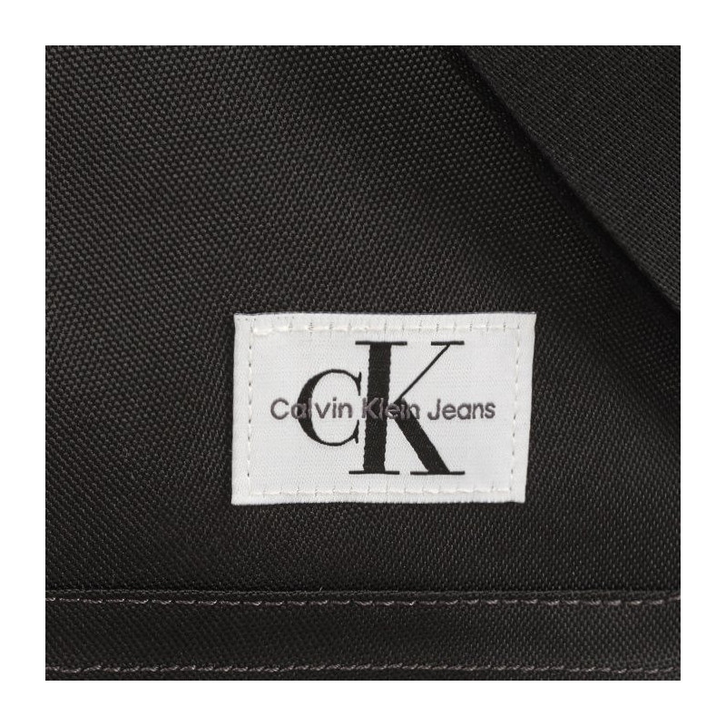 Calvin Klein Sport Essential Reporter 18 W Black K50K510771 BDS (CK296-a) käekott