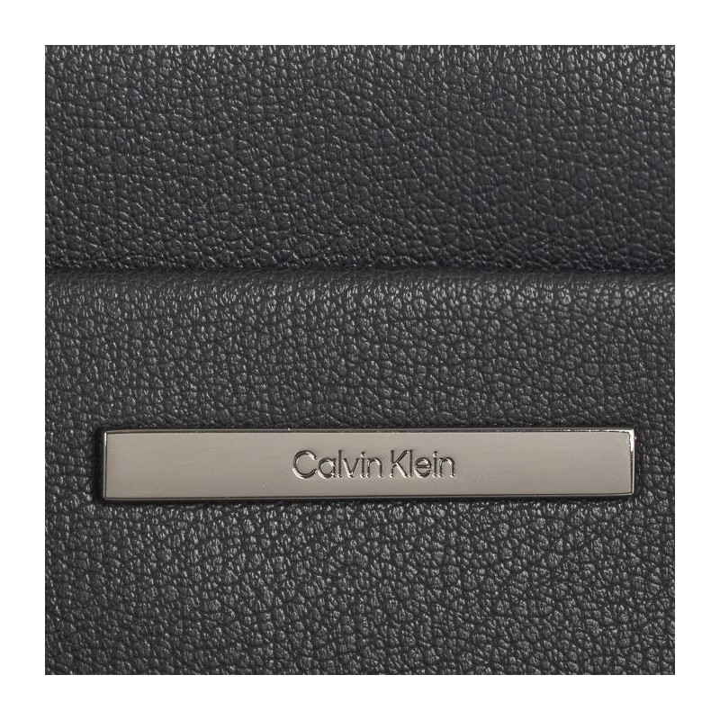 Calvin Klein Modern Bar Flatpack Black K50K510803 BAX (CK378-a) käekott