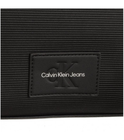 Calvin Klein Sculpted Slim Square Tote Chain Black K60K611187 BDS  (CK392-a) käekott