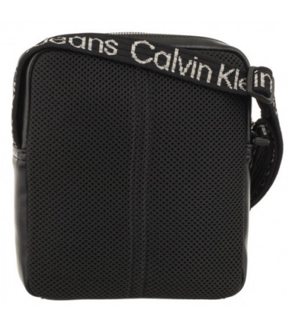 Calvin Klein Ultralight Reporter18 W/Pkt Black K50K511489 BEH (CK423-a) käekott