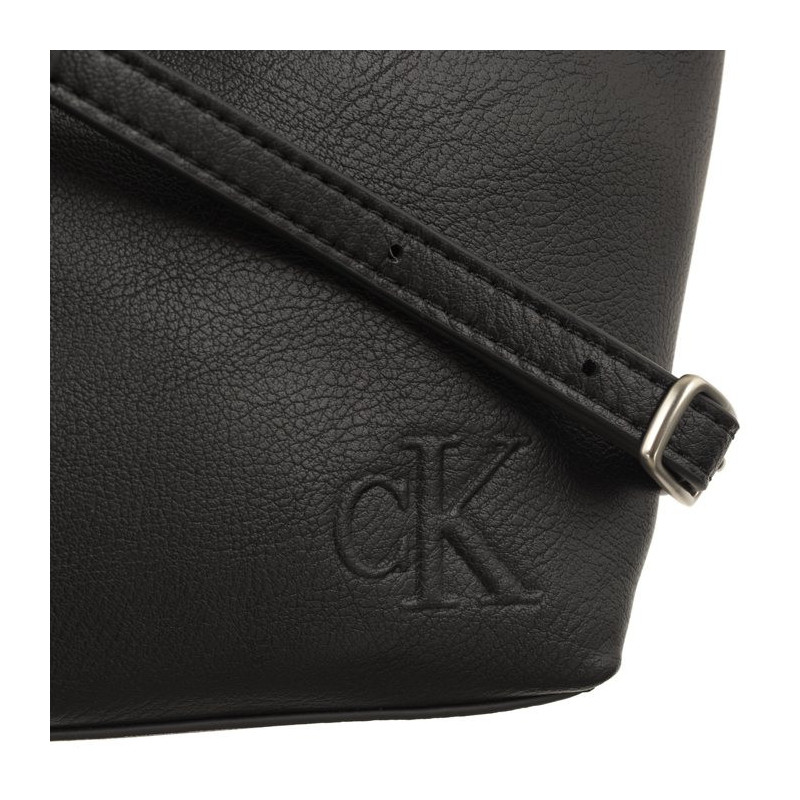 Calvin Klein Ultralight Longday Bag28 Black K60K611466 BEH (CK432-a) käekott