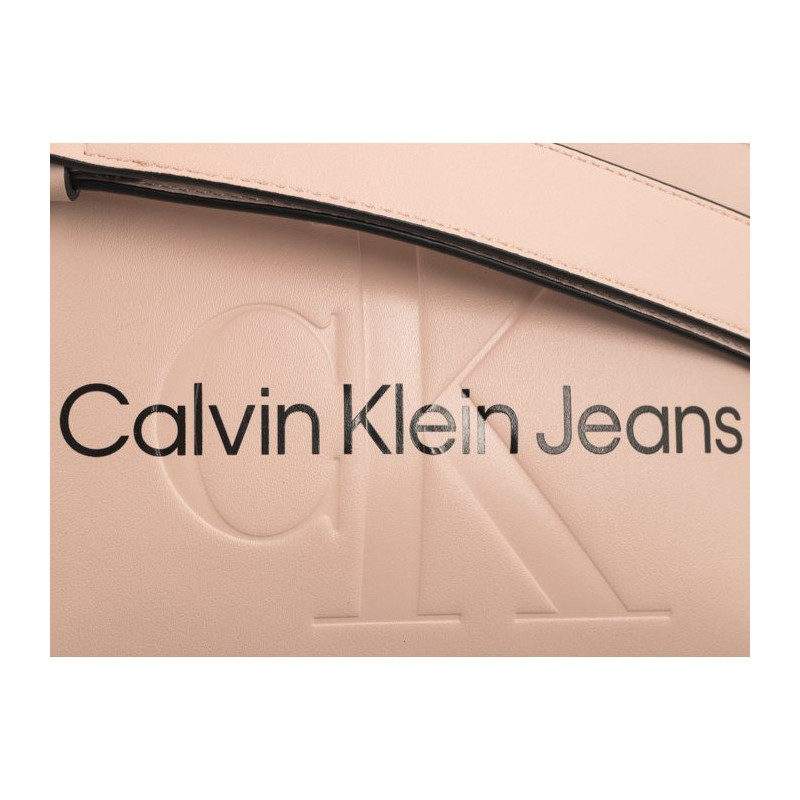 Calvin Klein Sculpted Camera Pouch21 Mono Pale Conch K60K610681 TFT (CK322-c) käekott