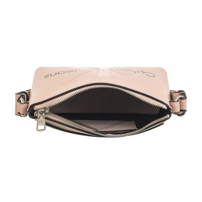 Calvin Klein Sculpted Camera Pouch21 Mono Pale Conch K60K610681 TFT (CK322-c) käekott