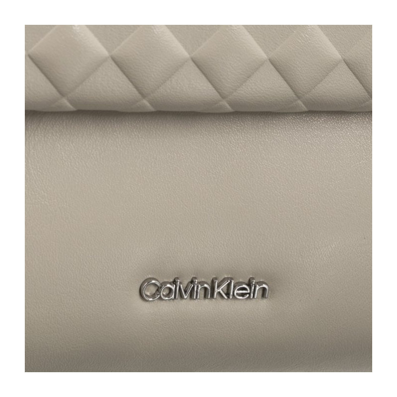 Calvin Klein Calvin Mini Quilt Camera Bag Dk Ecru K60K611884 PC4 (CK479-a) käekott