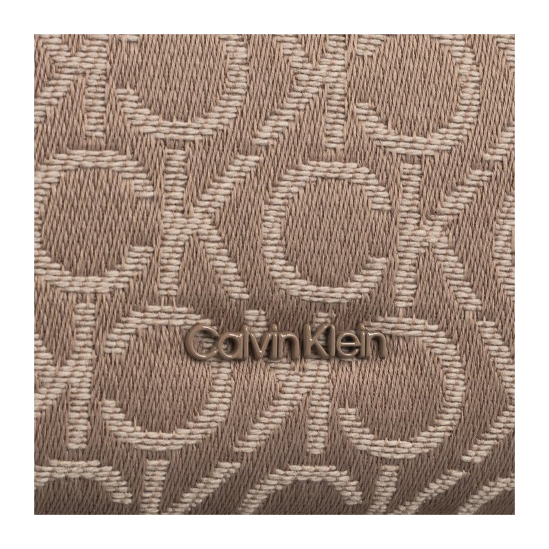 Calvin Klein CK Refine Conv Crossbody_JCQ Chanterelle Mono Jacquard K60K612151 0HE (CK517-a) käekott