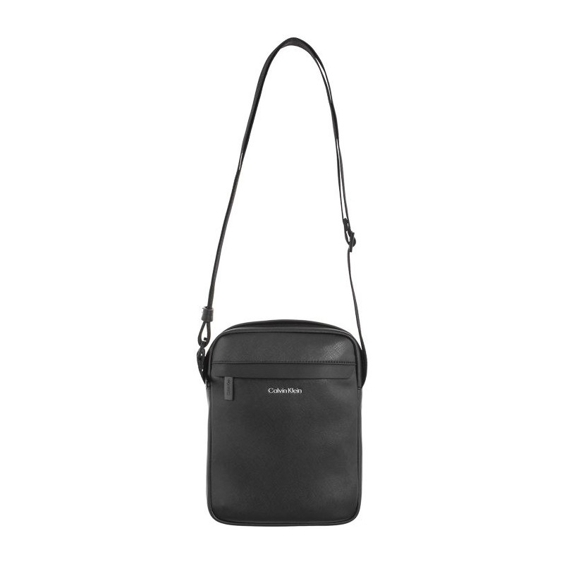 Calvin Klein CK Must Reporter CK Black Saffiano K50K511853 BEH (CK526-a) käekott