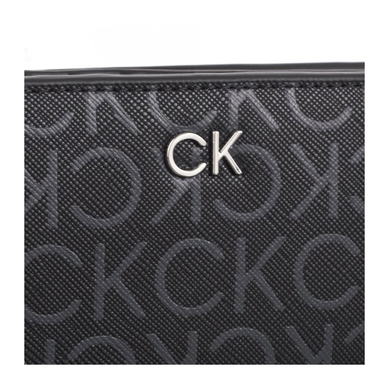 Calvin Klein CK Daily MD Bifold Mono Black Monogram Pu K60K612683 0GM (CK535-a) käekott