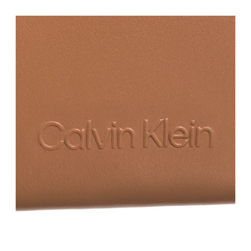 Calvin Klein Embossed Logo Zip MD Wallet Lion K60K612437 GDB (CK563-a) käekott