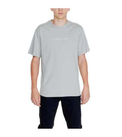 Calvin Klein T-shirts...