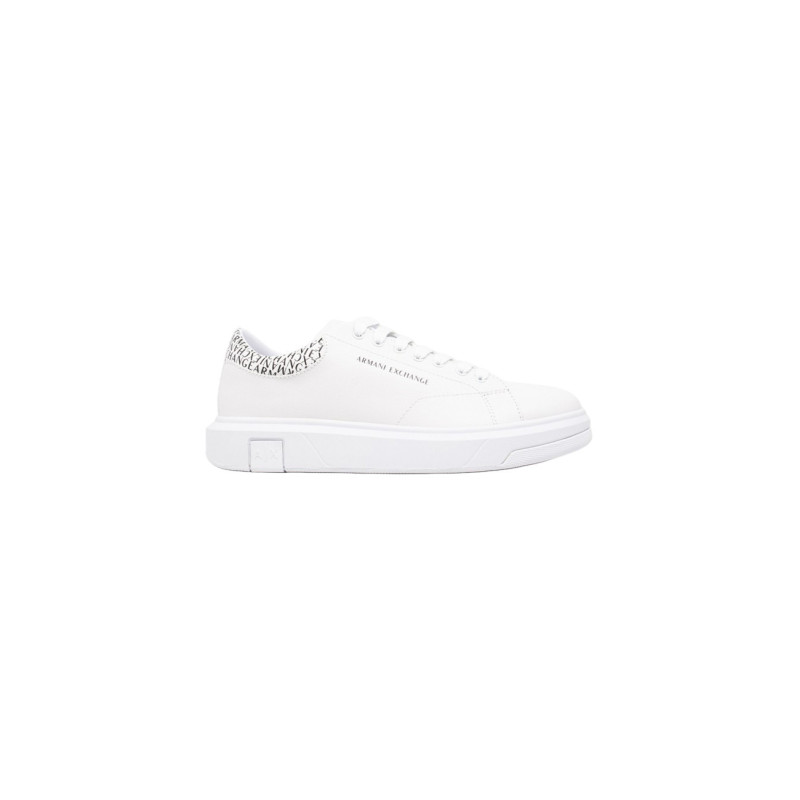 Armani Exchange Sneakers XUX123 XV761 White