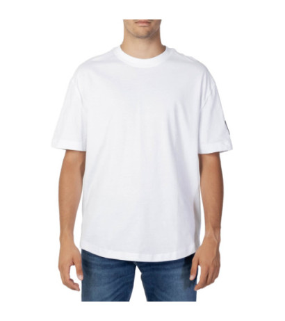 Calvin Klein Jeans T-shirts...